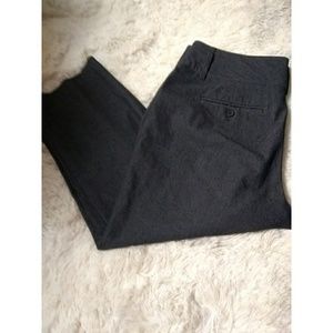 Dana Buchman Capri size 12